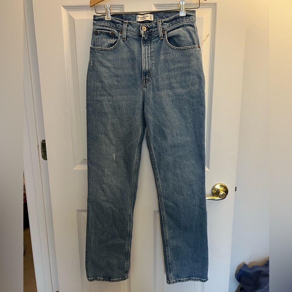 NWT Abercrombie & Fitch 90’s Straight High Rise Jeans
